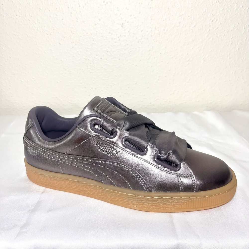 Puma Basket Heart Luxe shoes 🩶